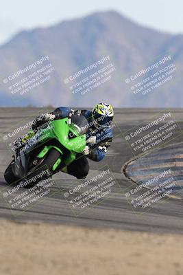 media/Nov-16-2025-Race Pace (Sun) [[8c5fa54630]]/Verified Riders/8-Turn 12 (120pm)/